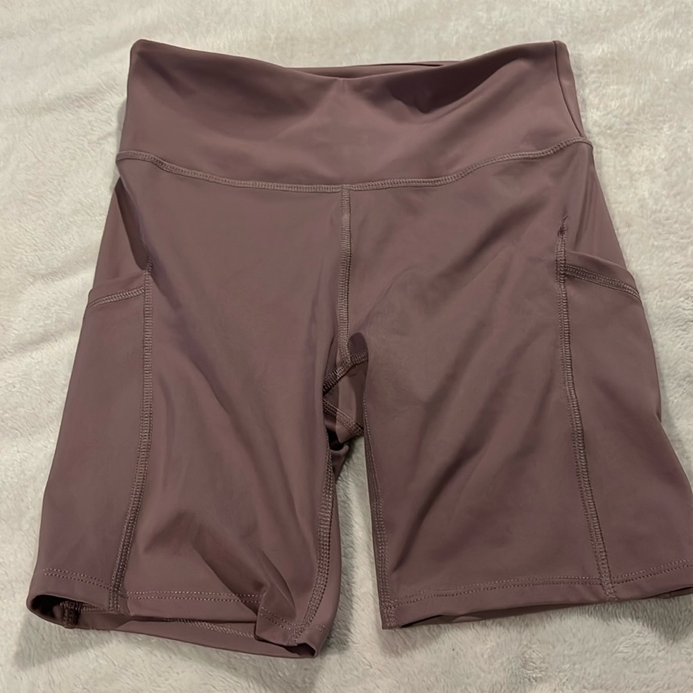NWOT All in motion bike shorts